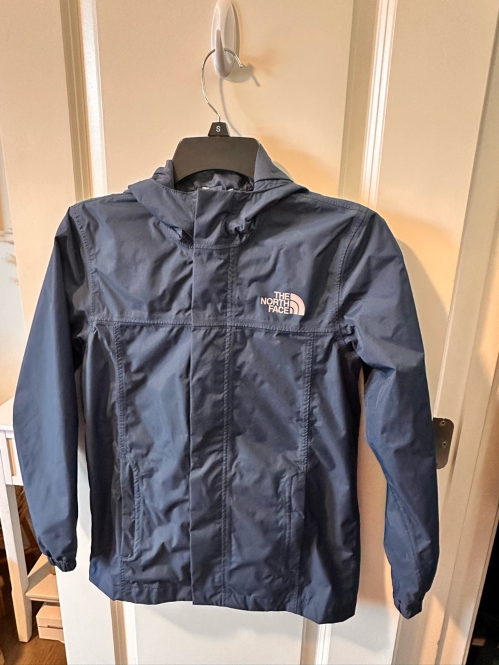 The North Face Kids 10-12 Navy Blue Lightweight Rain Jacket